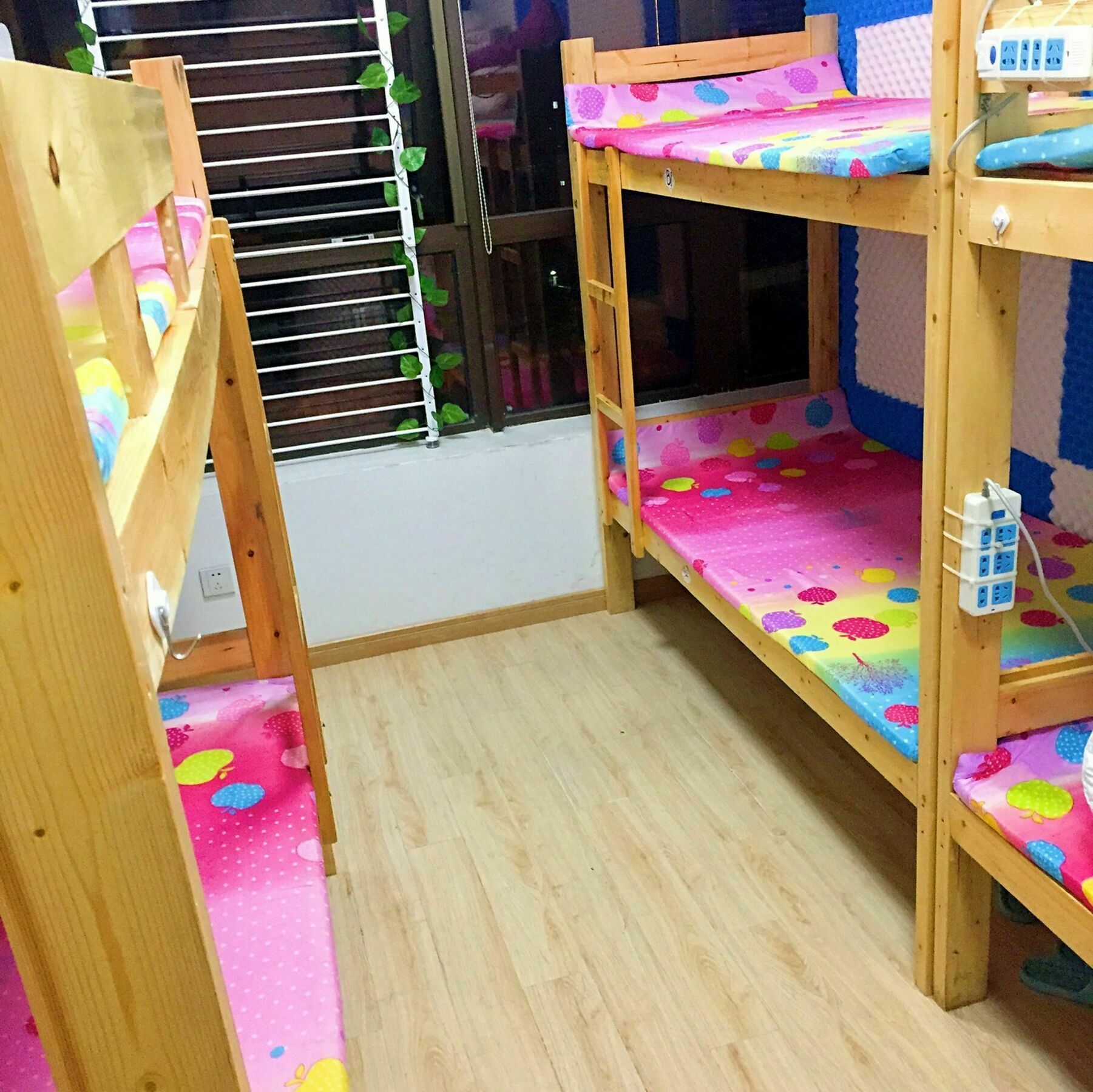 Shanghai Summer International Youth Hostel Екстер'єр фото